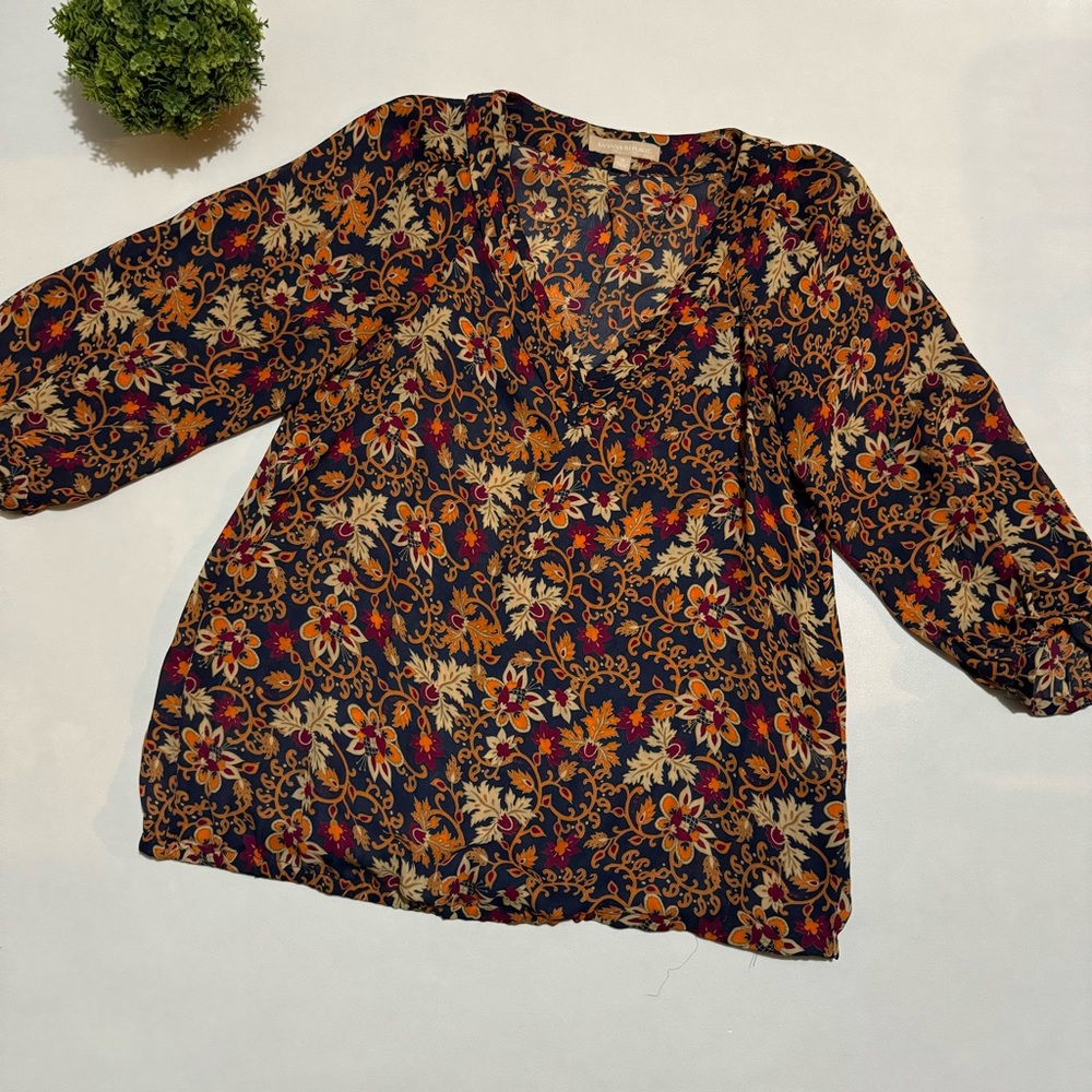 Banana Republic Fall Floral Print V Neck Blouse Top Women’s Size‎ Small